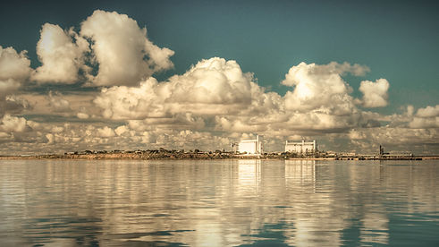Thevenard Silos © Carol Suter_edited.jpg