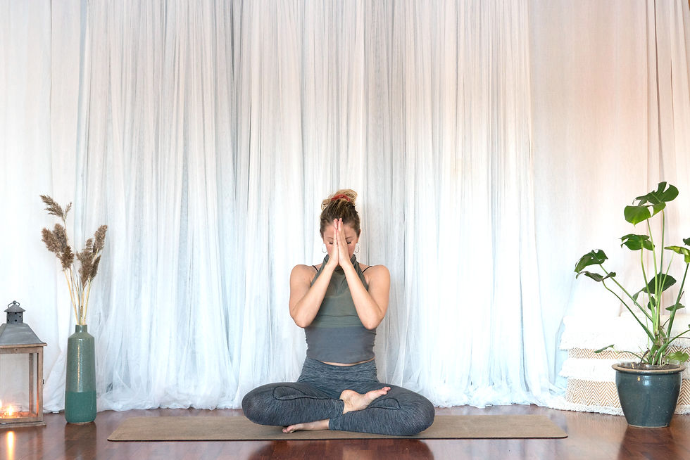 Gratitude L shoot_edited.jpg