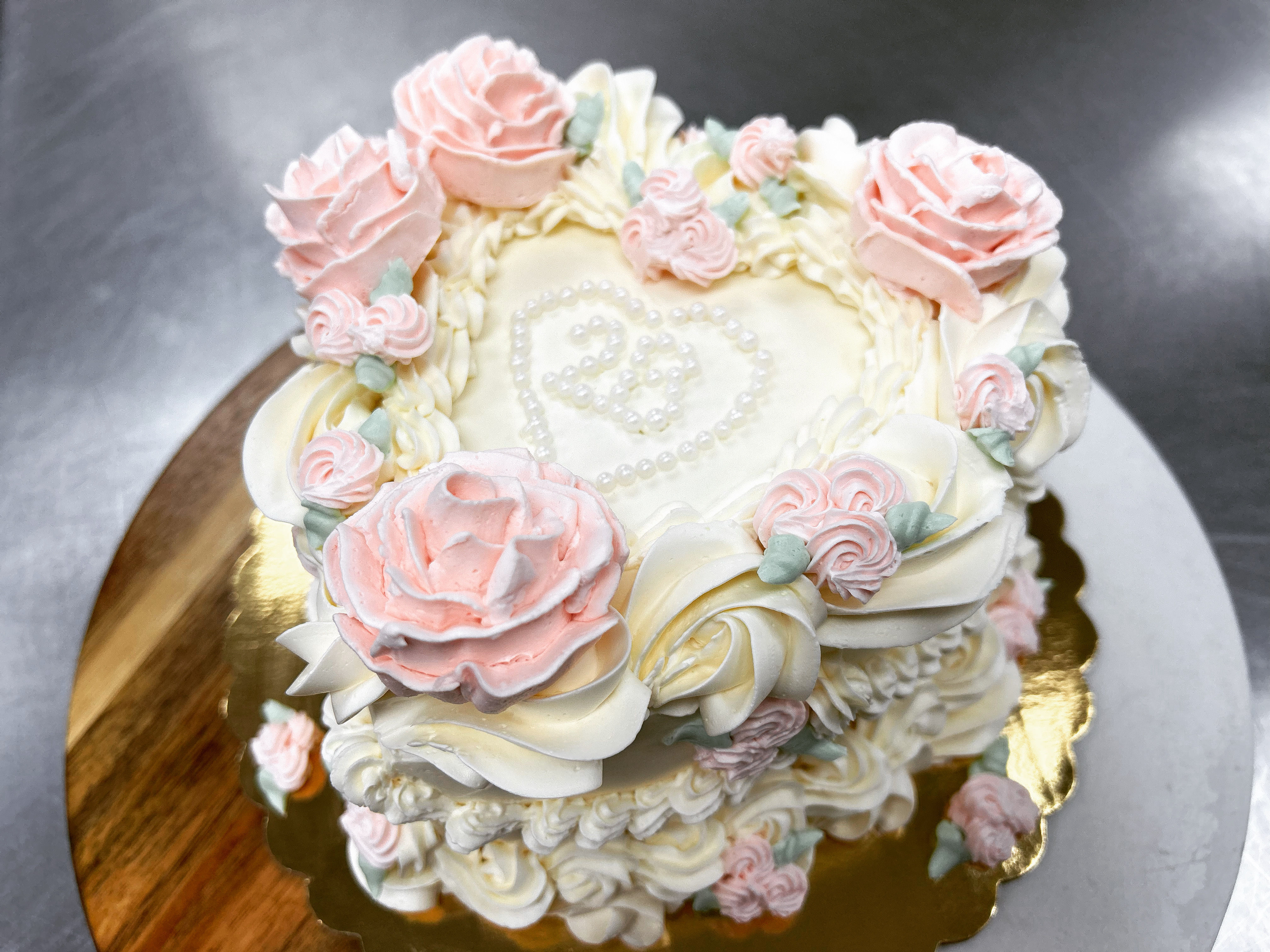 Vegan Vintage Cake Heart Shape