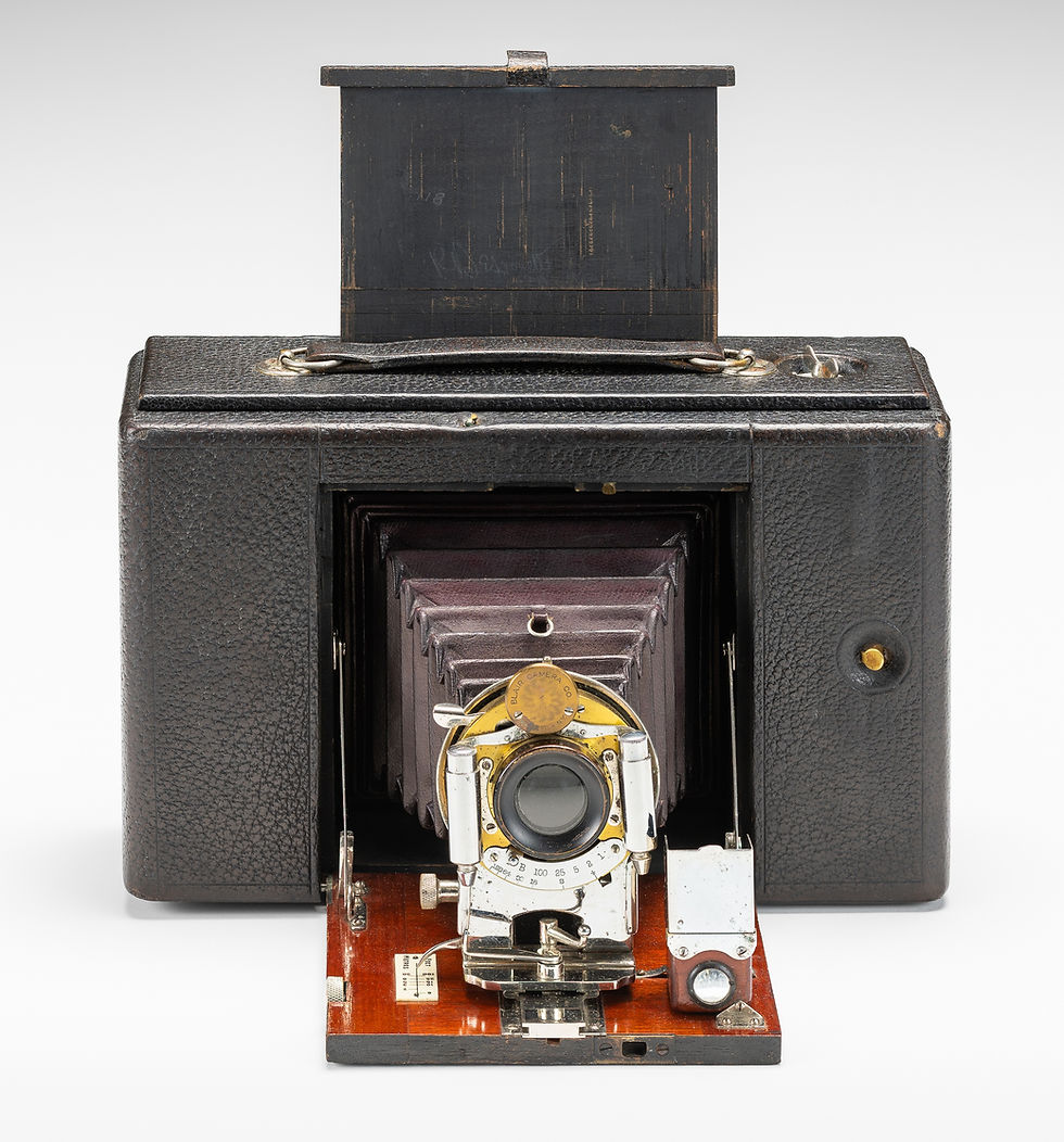 Front view of the Blair No.3 Focusing Weno Hawk-eye, c.1902-03.