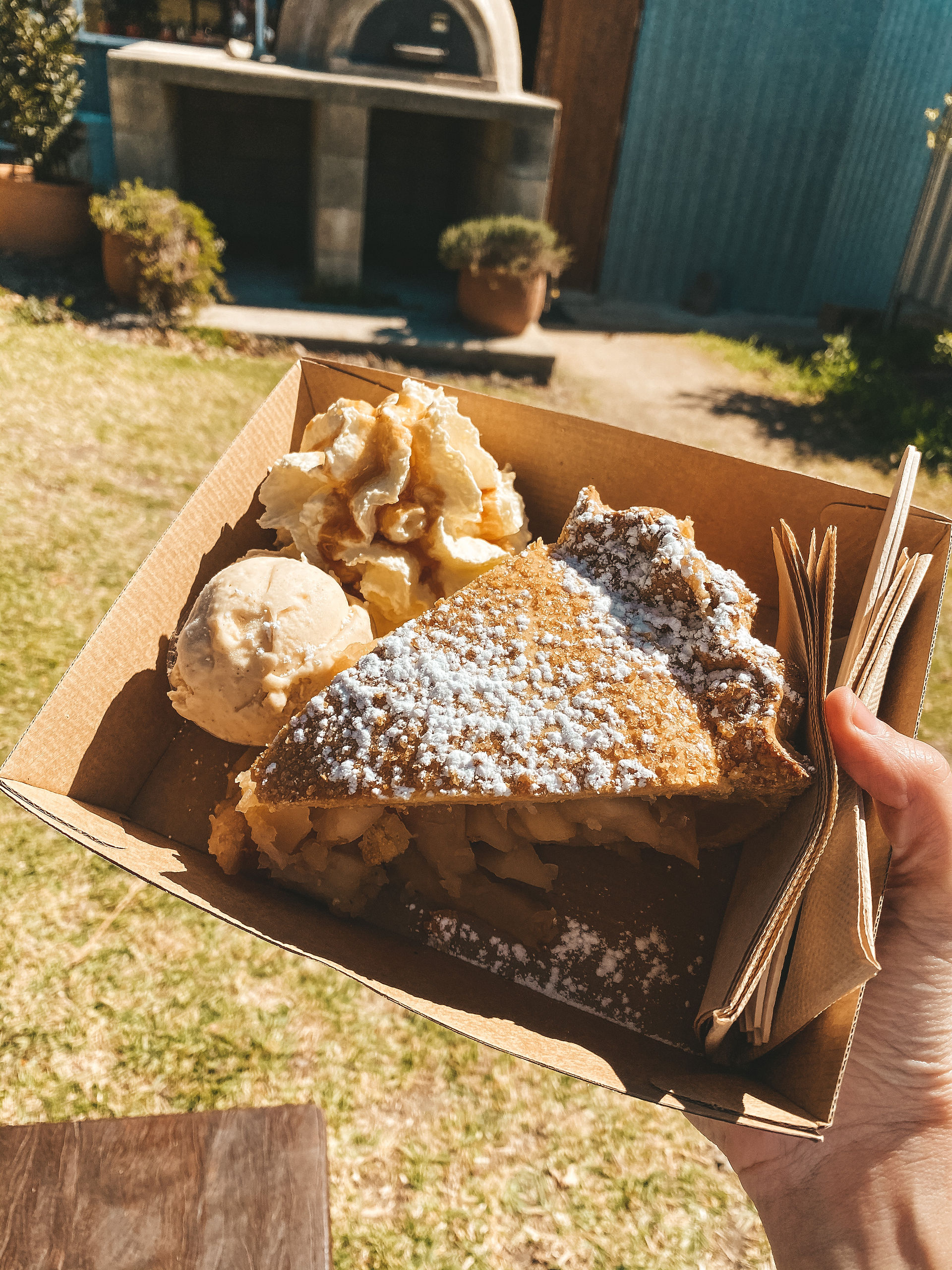 Suttons Juice Factory Apple Pie