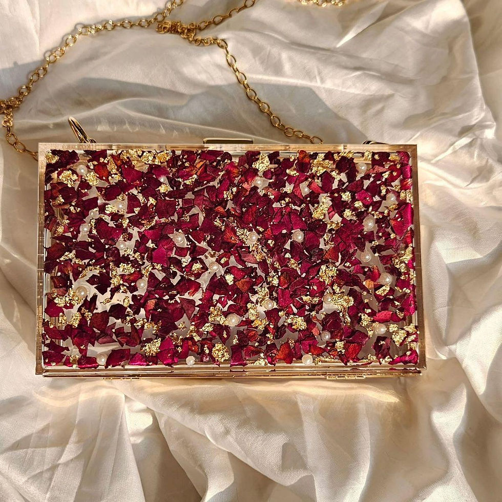 Resin clutches