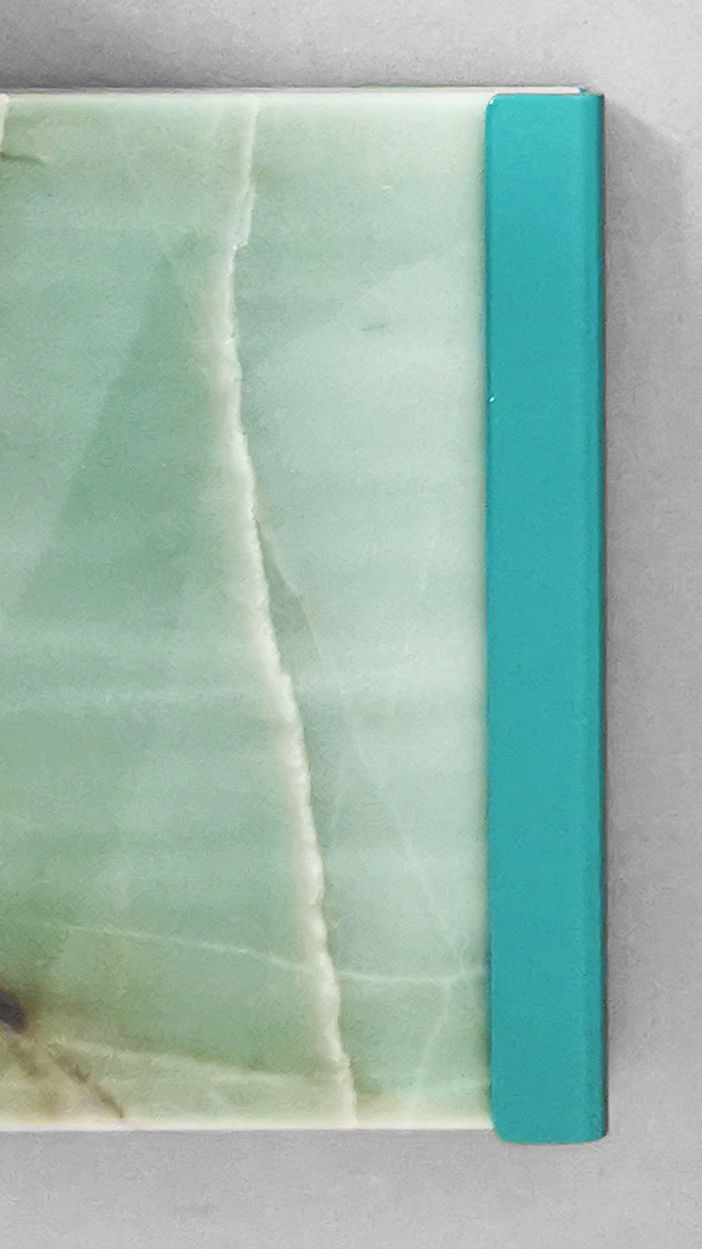 Thumbnail: Onyx Shelves