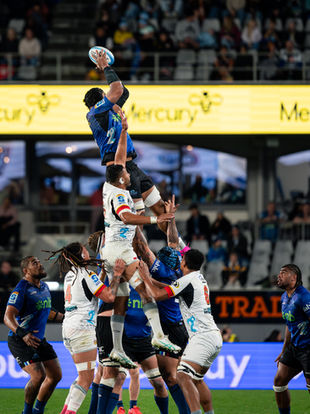 Blues v Chiefs-47