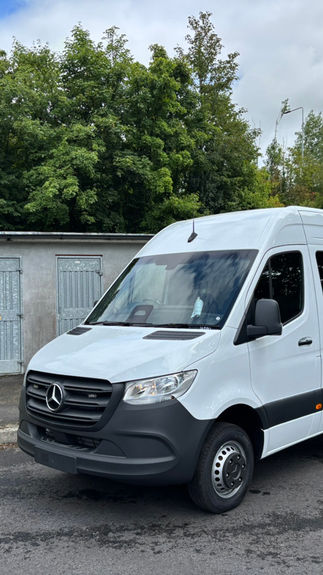 Mercedes Sprinter crew cab
