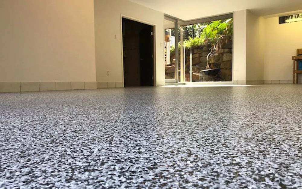 proj-garages-salt-and-pepper02.webp