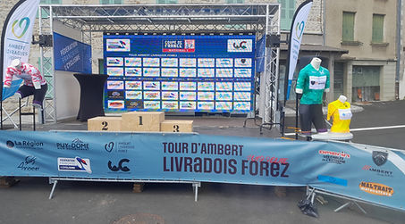 ECRAN FOND DE PODIUM 1.jpg