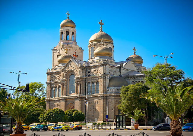 Varna Cathedral.jpg