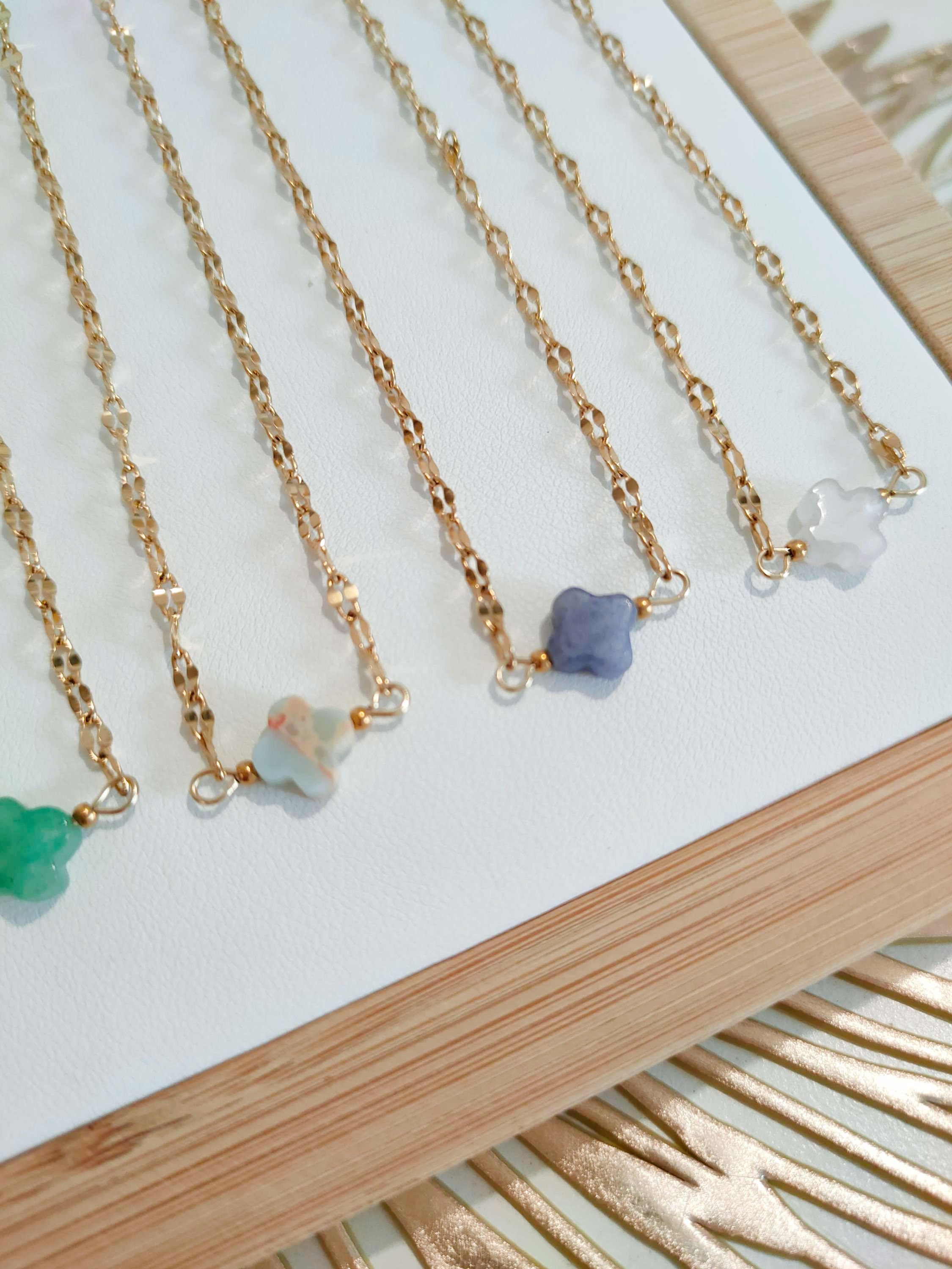 Collier Fétiche trèfle Aventurine bleue