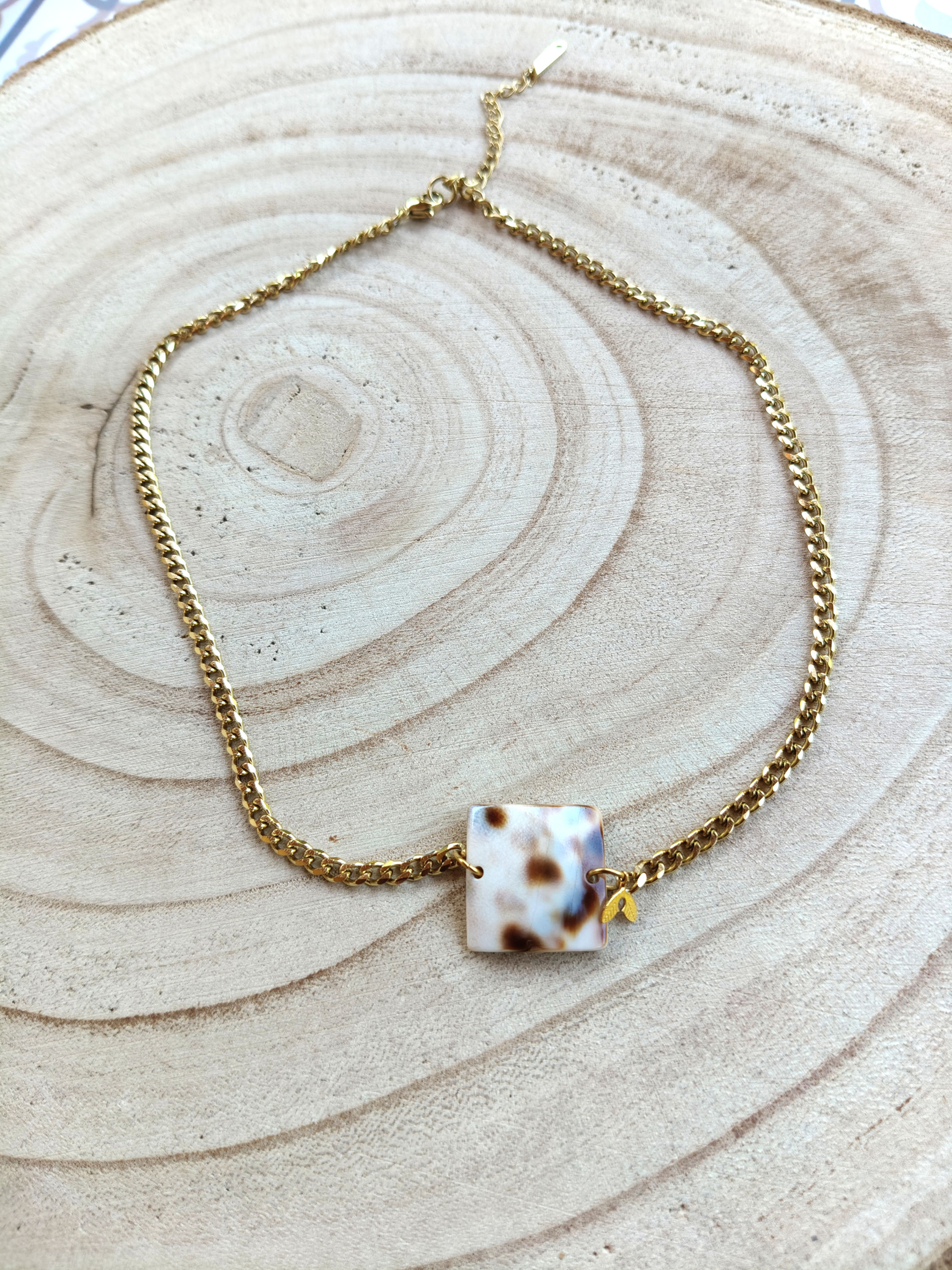 Collier Nature nacre coquillage "léopard"