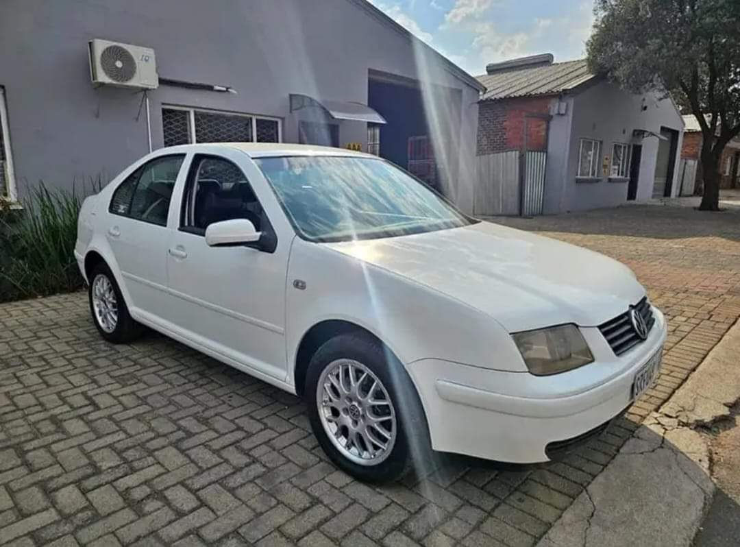 2000 Volkswagen Jetta 4 2.3 V5 
