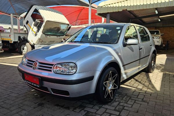 Thumbnail: 2002 Volkswagen Golf 4 1.6