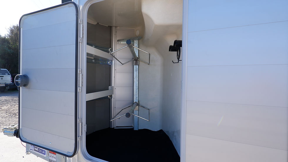 Thumbnail: HBX511 Silver - Built In Tack Room