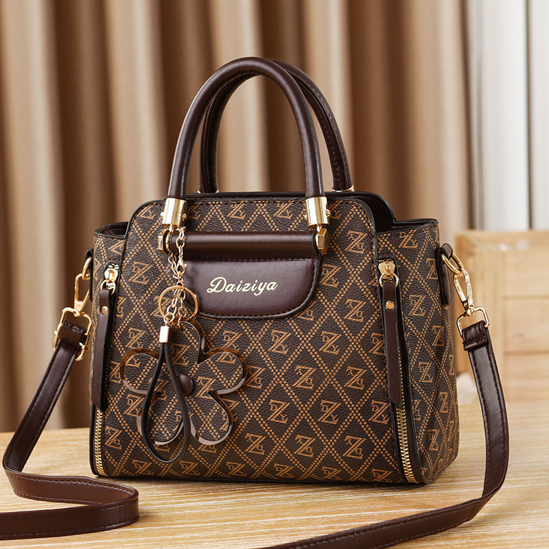 **Grand Luxe Carry – Stylish, Elegant and Large-Capacity Women's Handbag**