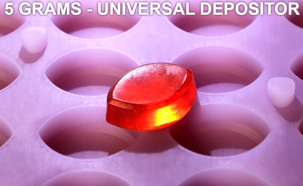 Red candy in Universal Depositor mold