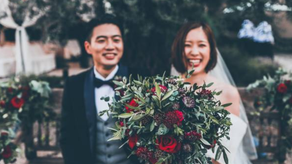 18 Konsep Pernikahan Indoor & Outdoor 2026