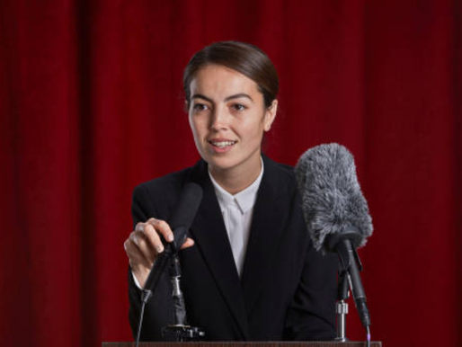 Metode Public Speaking yang Efektif untuk Meningkatkan Keterampilan Anda