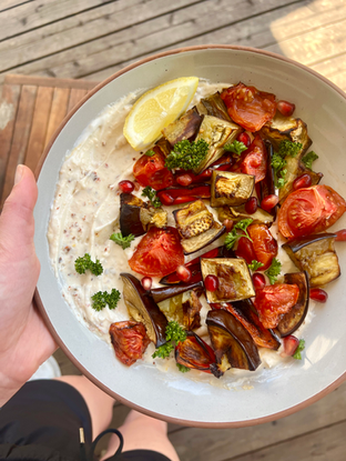 Grainless Mediterranean Veggie Bowl
