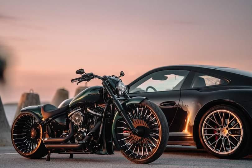 AFK Softail Electric Center Stand, 2018 & Up