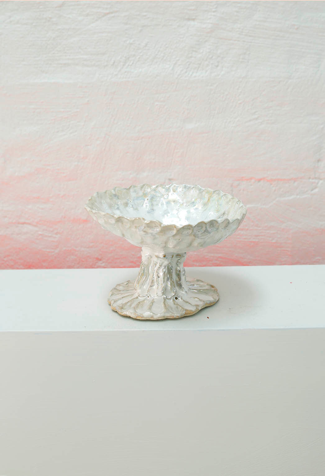 Pearl merry-go-round bowl
