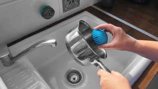 SCRUBBALL Magnetic Scrubber on Kickstarter kitchen tool