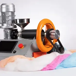 Polyfloss Mini spins recycled plastic into flexible fiber for reuse