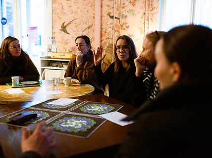 ArtStage keskustelupiiri kahvilassa 5.jpg