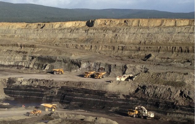 Minería y Eléctricas
