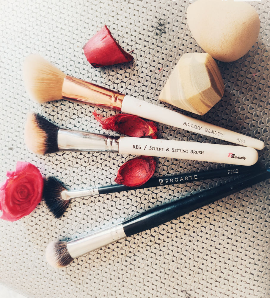 pac 219 concealer brush