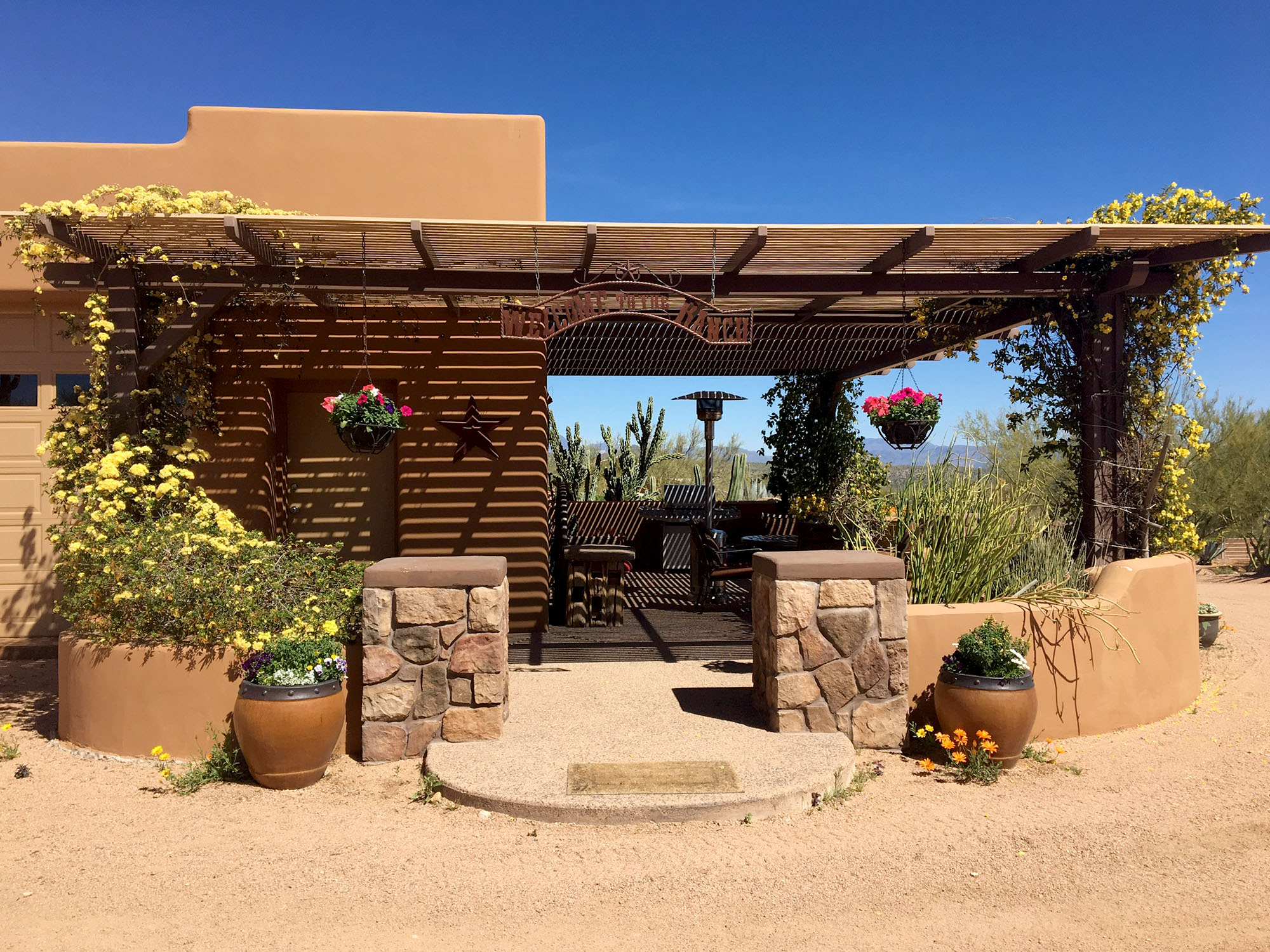 Cowboy Bunhouse/Casita