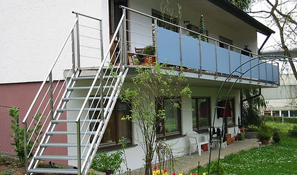 Edelstahl Balkon Geländer Treppe außen