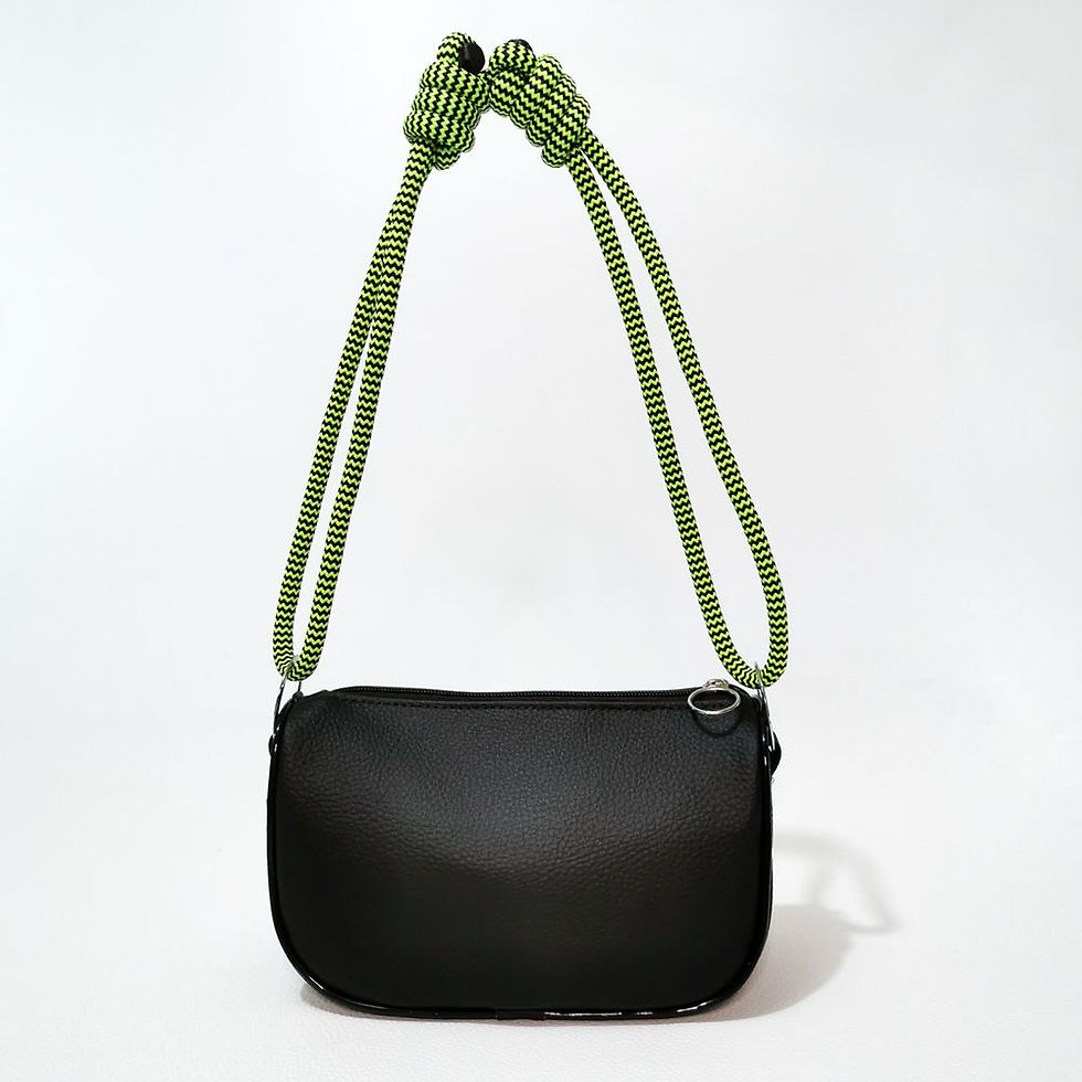 Miniatura: Baguette Bom-B Preto | Acambamentos em preto / Alça verde limão com preto