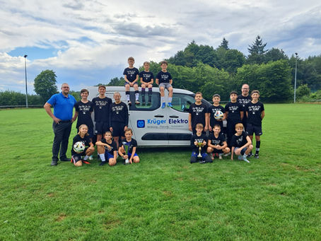 D-Jugend schafft 2024/2025 das Double: Hallenkreismeister & Aufstieg in die Landesliga!
