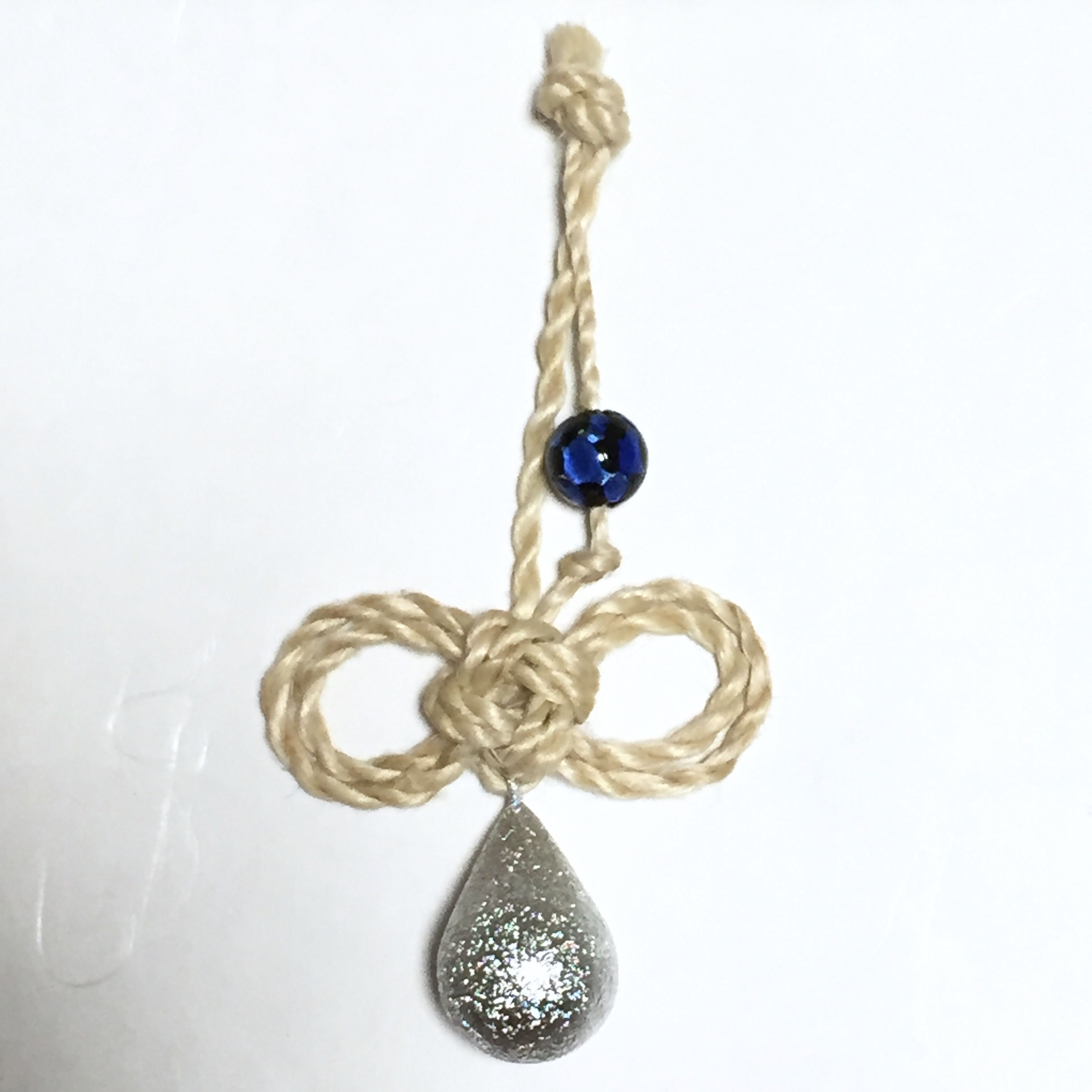 二重叶結びと三日月のしずく（銀）