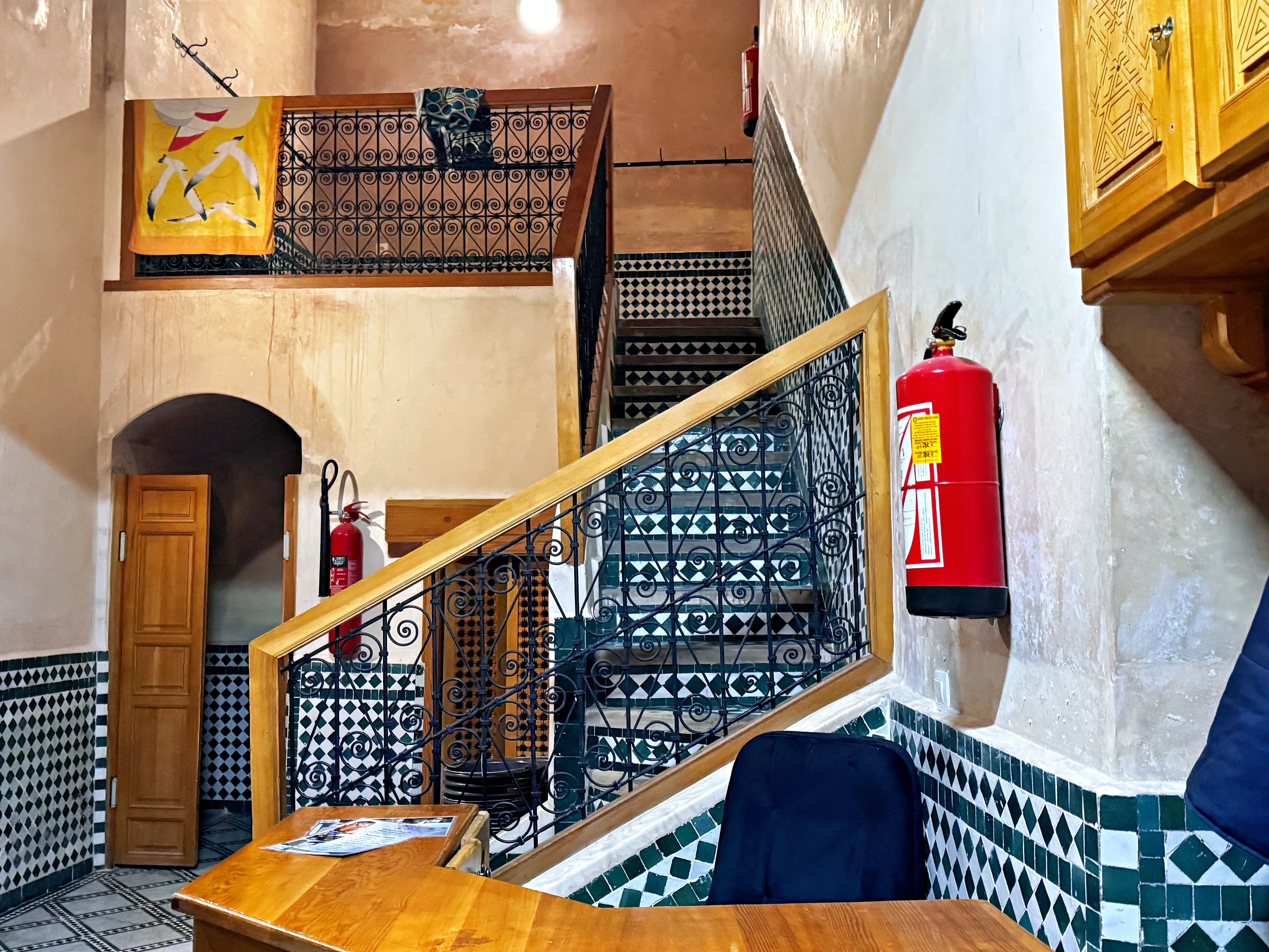 antichambre hammam boussouifa