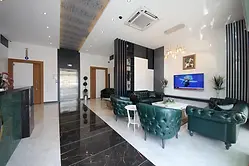 golden-rose-hotel-1.webp