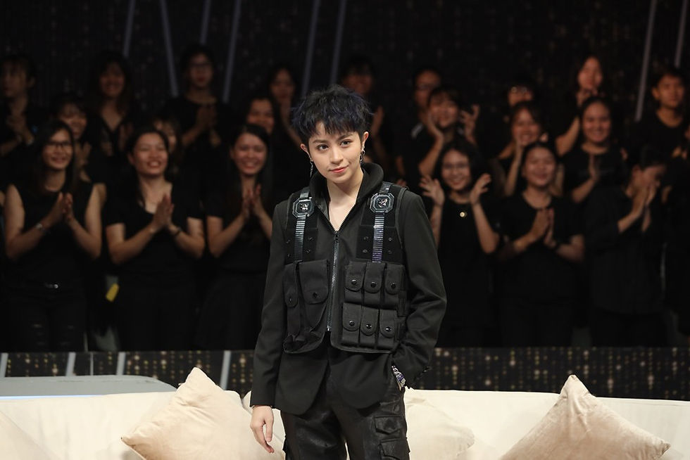 Vũ Cát Tường - Gil Lê: Hai tomboy đình đám cũng trở nên nhí nhảnh, nữ tính tại Người ấy là ai - Ảnh 7.