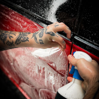 Rode Mercedes V klasse voorzien van paint protection film (PPF lakbescherming) voor maximale besch