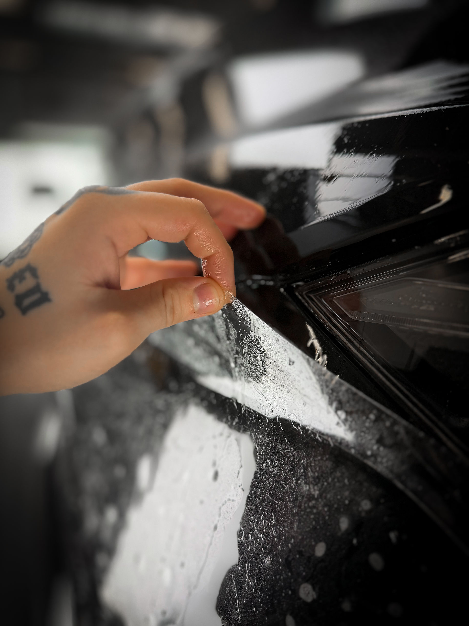 PPF paint protection film , lakbescherming installatie foto