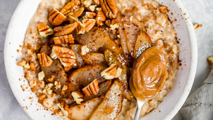 Cinnamon Pear Oatmeal