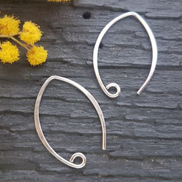 Crochets de poisson fils d'oreille en argent faits à la main