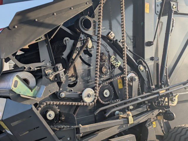 Thumbnail: 2024 MASSEY RB156 ROUND BALER