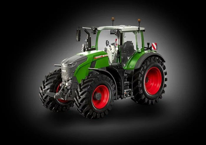 Thumbnail: Fendt 728 Vario scale model by Revell