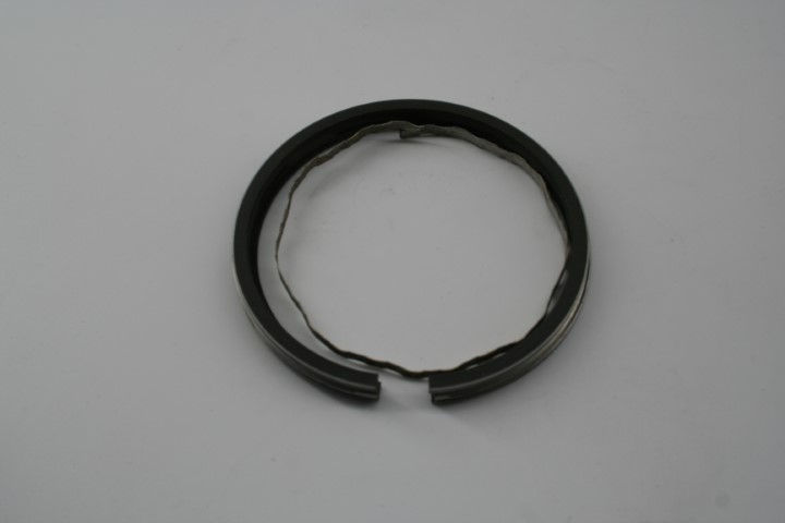 Briggs & Stratton 299690 Ring Set for engines