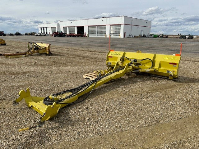 Thumbnail: 2018 DEGELMAN 4600 10' BLADE