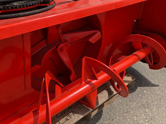 Thumbnail: 2007 KUBOTA L2174A SNOWBLOWER