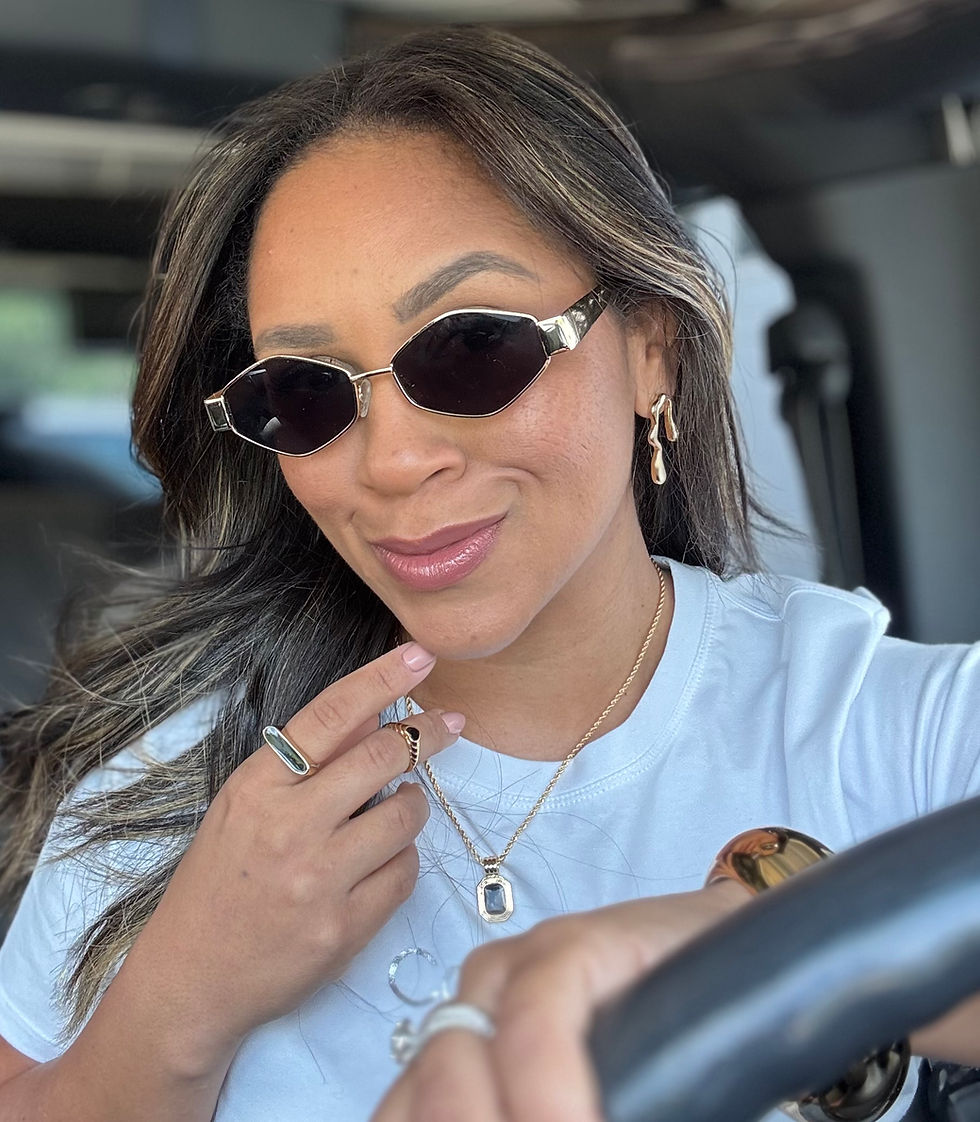 Thumbnail: Divine earrings 