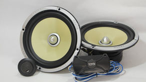 Set de medios KXP-620K de Krack Audio; ideal para sustituir las bocinas de agencia de tu vehículo.