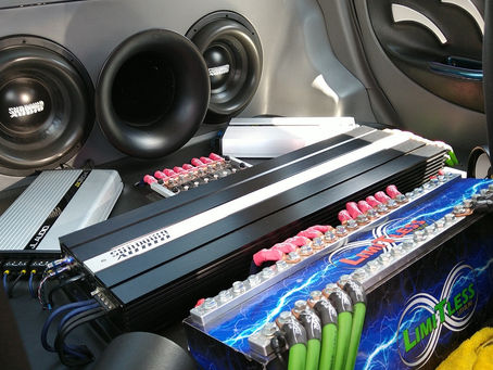 Corsa Club León 18 Aniversario, evento multimarca con mucha, de verdad mucha presencia de Car Audio.