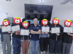 期望SPSS班同學在事業上進步